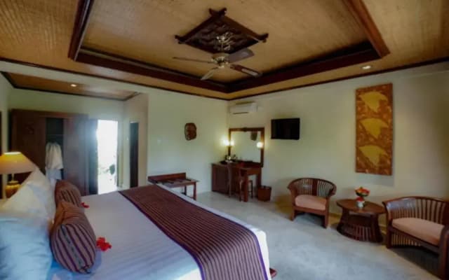 Hotel Tjampuhan Spa - photo 9