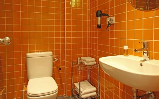 Sixties Ramblas Hotel - photo 4