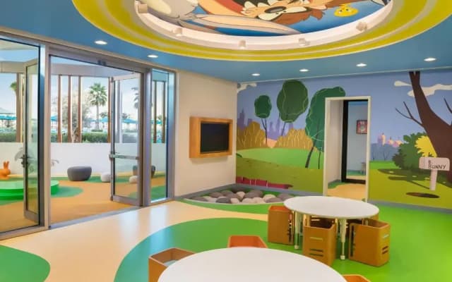 The WB Abu Dhabi, Curio Collection by Hilton Hotel - photo 6