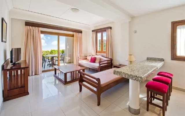 Marylanza Suites & Spa - photo 6
