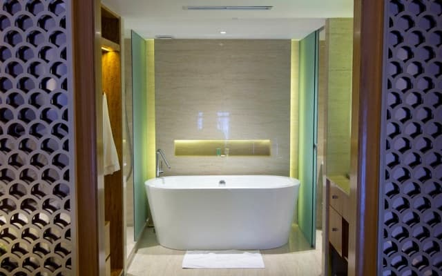 Hotel Gran Mahakam - photo 9