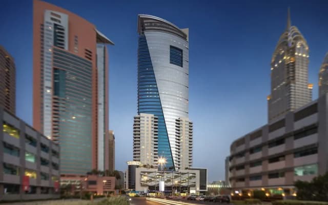 Staybridge Suites Dubai Internet City, an IHG Hotel - photo 2