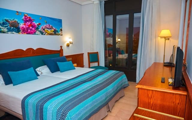 Hotel Zentral Center - photo 8