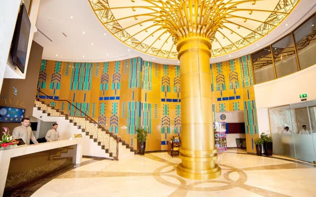 Raviz Center Point Hotel - photo 3