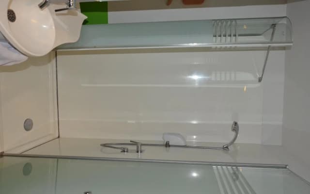 Hotel ibis budget Jakarta Airport - photo 9