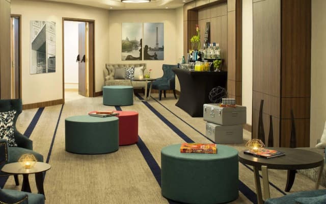 Renaissance Paris La Defense Hotel - photo 2