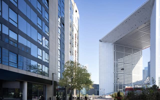 Renaissance Paris La Defense Hotel - photo 1