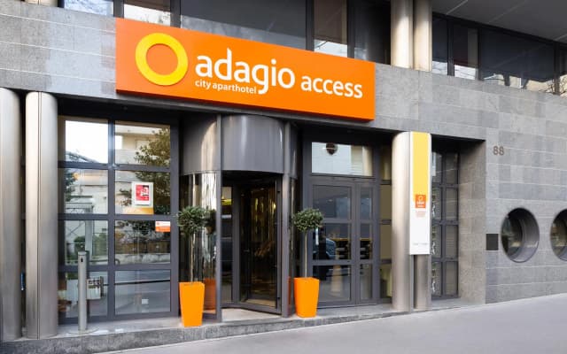 Aparthotel Adagio Access La Défense Léonard de Vinci - photo 1