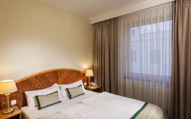 Danubius Hotel Hungaria City Center - photo 2