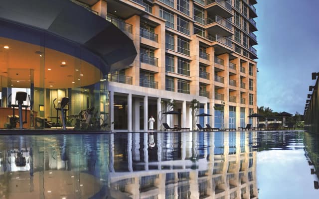 Shangri-La Jakarta Hotel - photo 1
