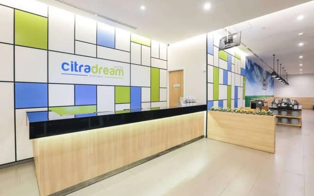Hotel Citradream Bintaro - photo 2