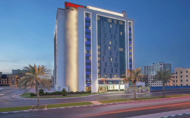 Hampton by Hilton Dubai Airport - photo 1