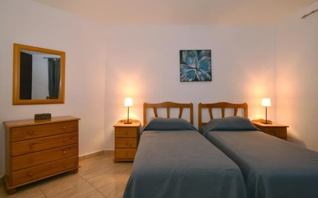 Paloma Beach Apartments - photo 3