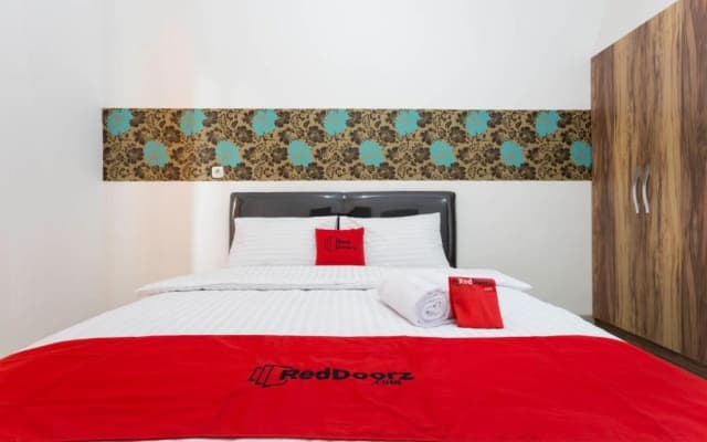 RedDoorz Plus @ Boulevard Residence BSD - photo 4