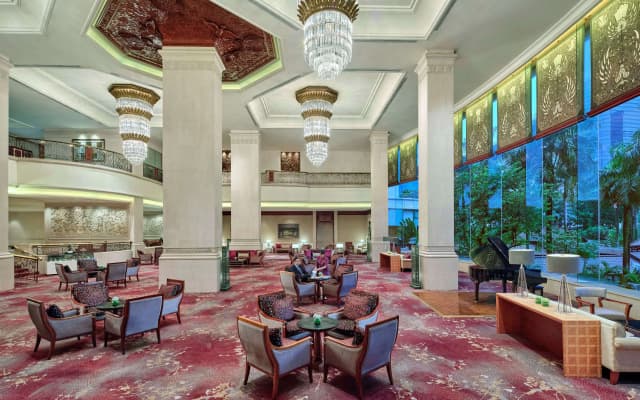 Shangri-La Jakarta Hotel - photo 2
