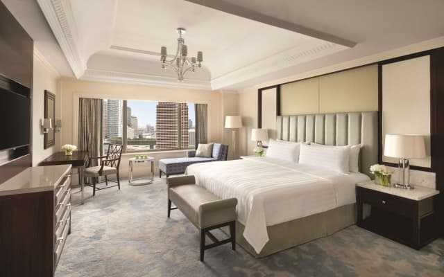 Shangri-La Jakarta Hotel - photo 3