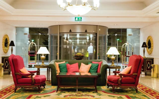 Lisbon Marriott Hotel - photo 2
