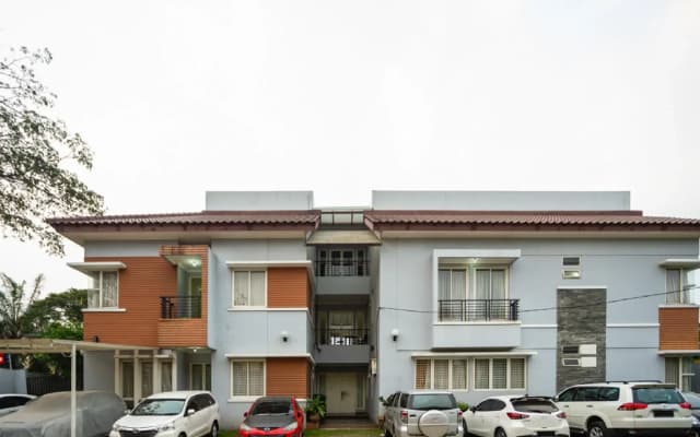 RedDoorz Plus near Siloam Karawaci - photo 1