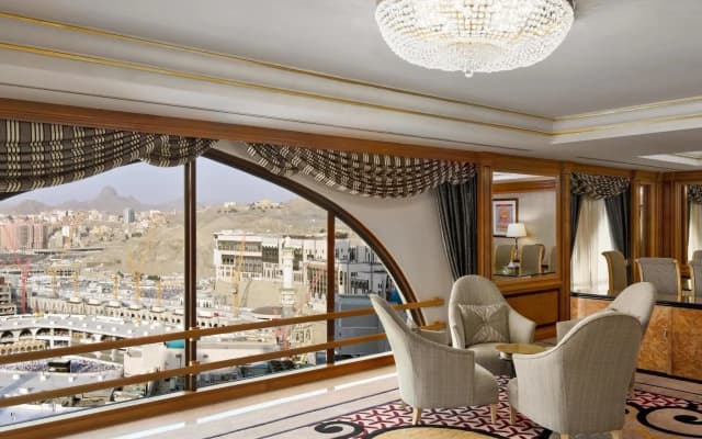 Makkah Hotel - photo 8