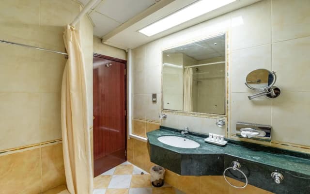 Oriental Palace Hotel Apartments - photo 8