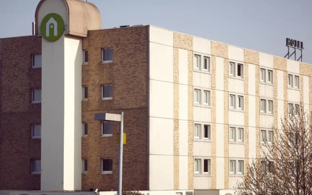 Campanile PRIME - Villejuif - photo 1