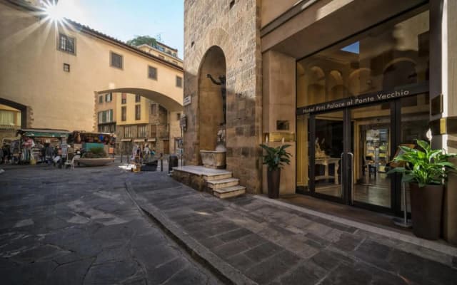 B&B Hotel Firenze Pitti Palace al Ponte Vecchio - photo 2