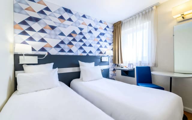 Comfort Hotel Paris Porte D'Ivry - photo 2