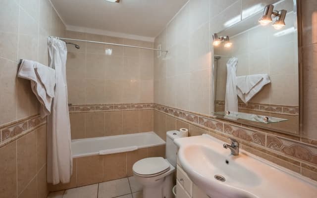Paloma Beach Apartments - photo 9