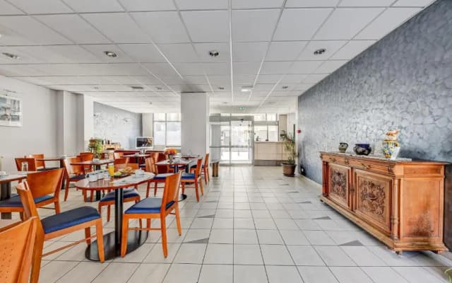 Hôtel Robespierre - photo 9