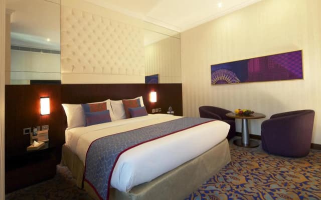 Raviz Center Point Hotel - photo 5