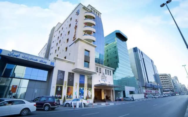 Raviz Center Point Hotel - photo 1