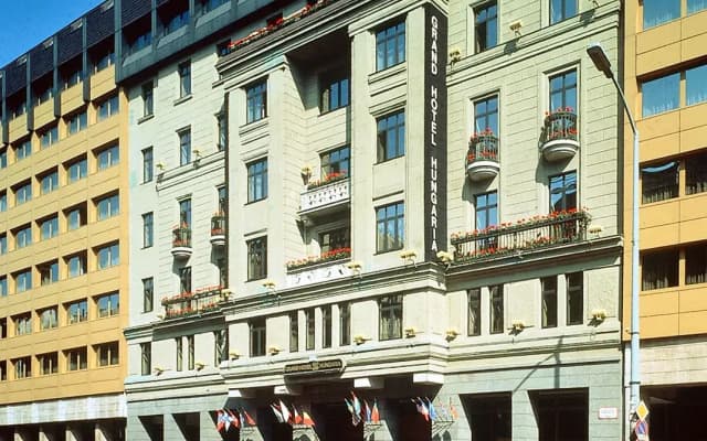 Danubius Hotel Hungaria City Center - photo 1