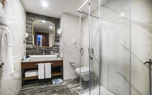 Vogue Hotel Supreme Istanbul - photo 6