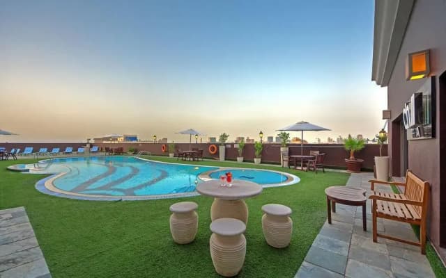 Ascot Hotel - photo 9