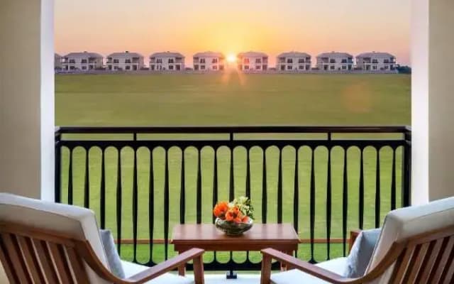 Al Habtoor Polo Resort - photo 2