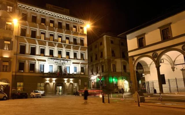 Roma Hotel - photo 1