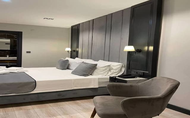 Express Plus Hotel - photo 9