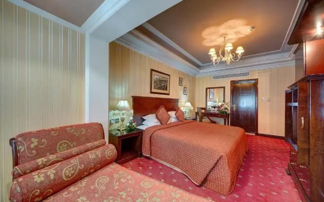Ascot Hotel - photo 3