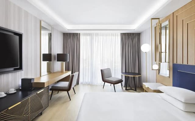 Grand Hyatt Athens - photo 3