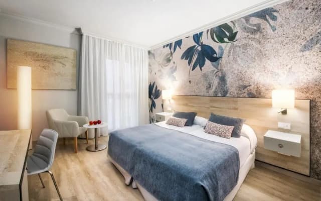 Sallés Hotel Málaga Centro - photo 1